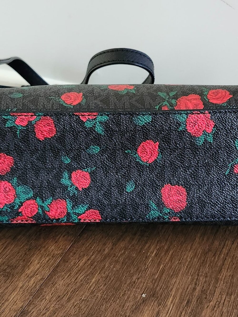 Michael Kors Mercer Medium Floral Print Leather Satchel – Black/Red – NWOT - Picture 7 of 15